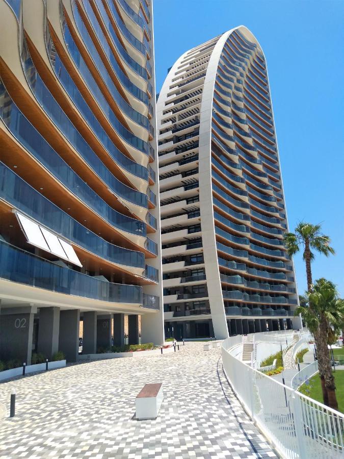 Sunset Waves Luxury Apartment 3 Rooms بينايدورم المظهر الخارجي الصورة